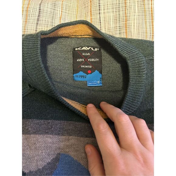 KAVU Highline Men’s Big Foot Sasquatch Long Sleeve Pullover Crew Neck Sweater S - Picture 8 of 9